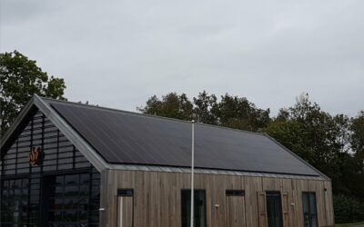 Zonnepanelen op brandweerkazerne Broek in Waterland